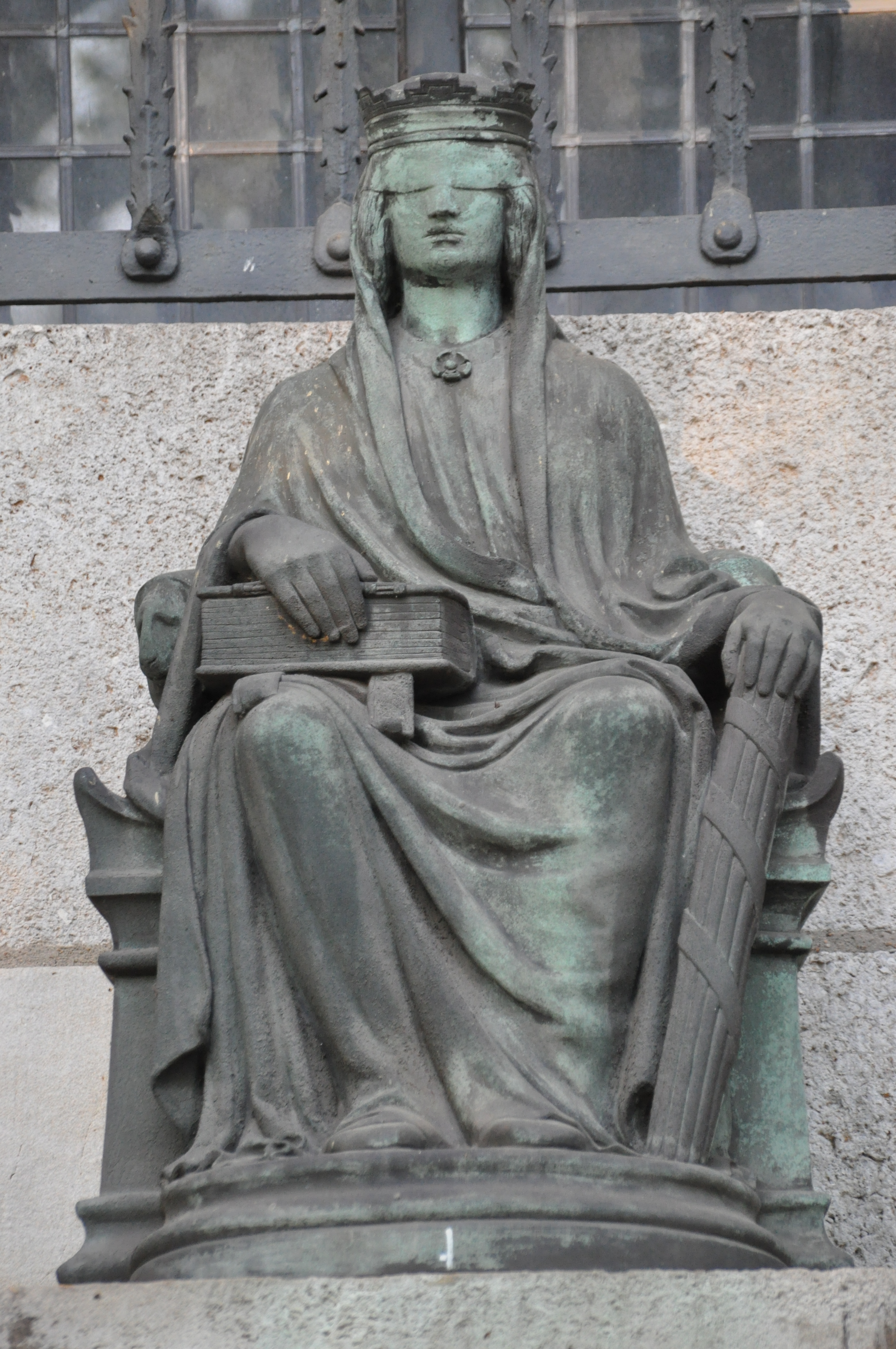 Estatua de la Dama de la Justicia