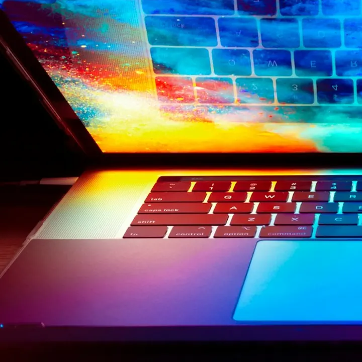 Laptop Creator 16 RTX: detalle 2