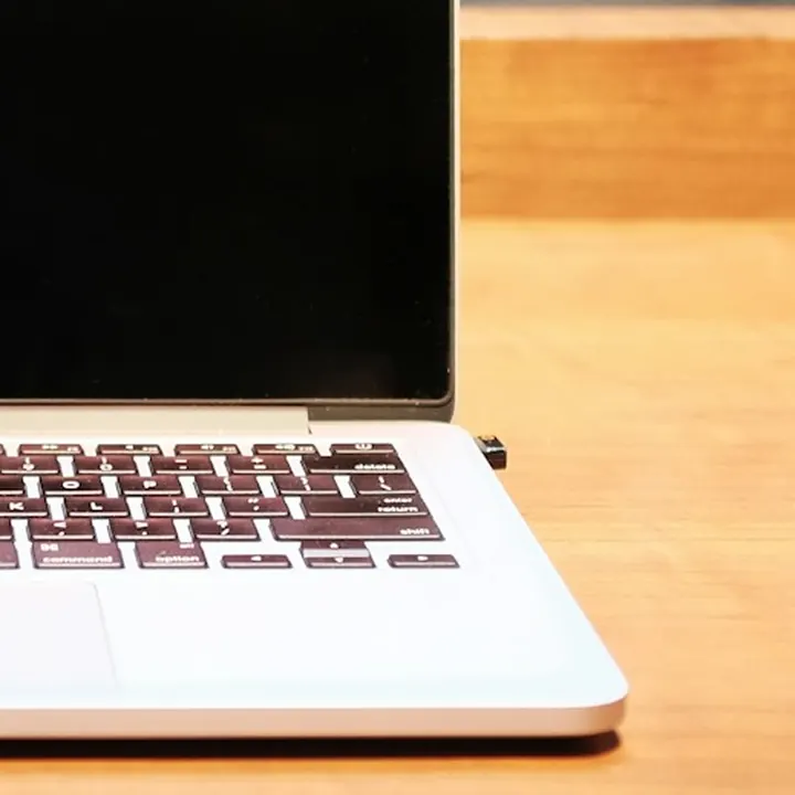 Laptop Estudio 13: detalle 1