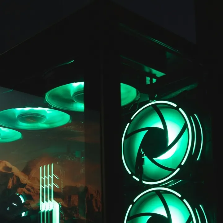 PC Gamer Esmeralda: detalle 2